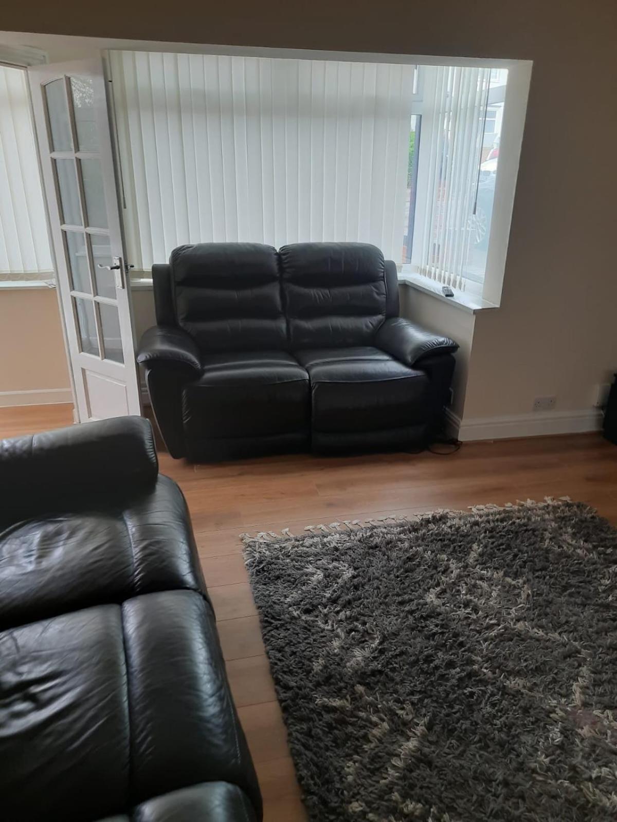 Entire Three Bedroom House In Birmingham Eksteriør bilde